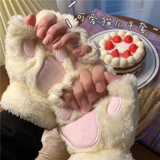 Мягкие полуоткрытые зимние перчатки с лапками кота