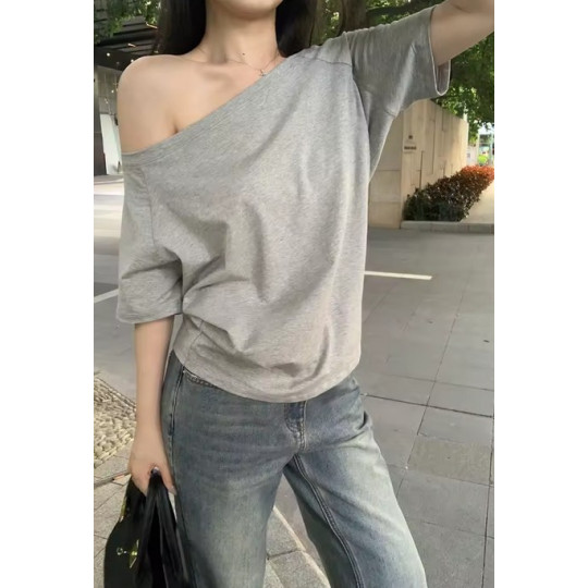 Side Slit Cropped Sweater – Autumn Chic