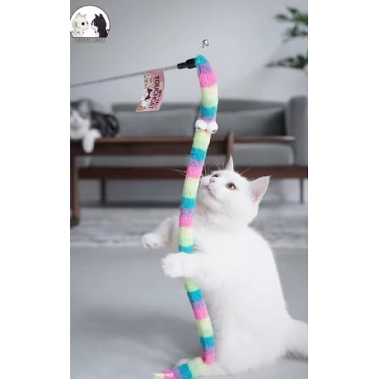 Funny Cat Teaser Rod with Feathers and Color Funny Cat Teaser Rod with Feathers and Color